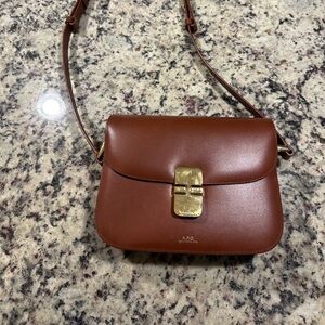 APC Grace Bag in Hazelnut